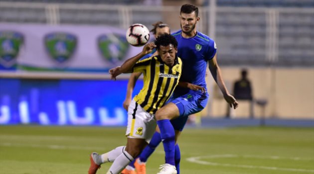 دوري المحترفين| رغم التأخر في النتيجة.. التاريخ يساند الاتحاد أمام الفتح بالشوط الثاني