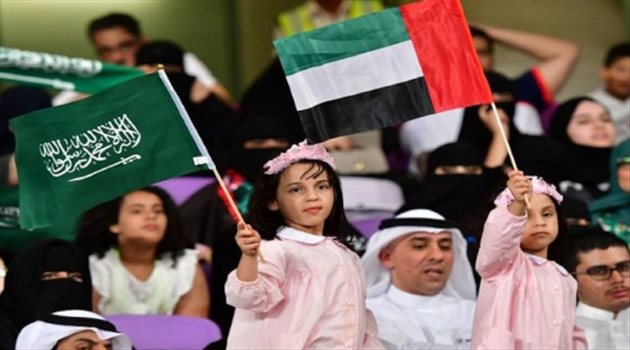 الكشف عن موعد "الكلاسيكو الخليجي" بين السعودية والإمارات وديا