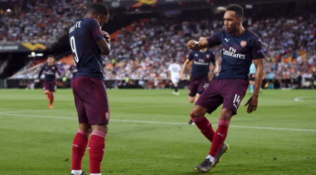 الدوري الأوروبي| التعادل بين فالنسيا وأرسنال يقرب الجانرز من النهائي