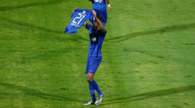 عموري يشكر الهلال "جمهور ولاعبين" على دعمه في كلاسيكو المملكة