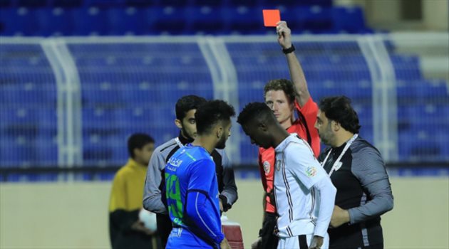 لاعب الشباب يدخل تاريخ دوري المحترفين برقم "سلبي"