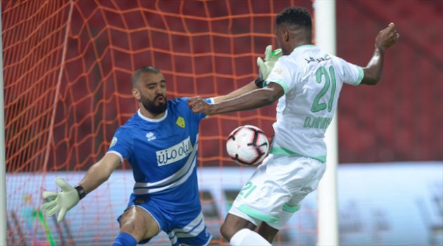 كواليس مثيرة في أزمة الأهلي الجديدة بسبب "الهارب".. بند غريب