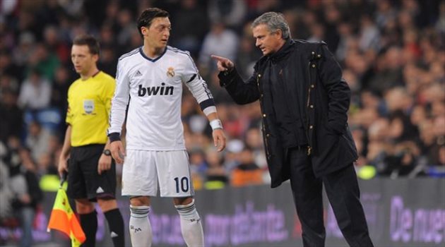 احتفالات في ريال مدريد عقب تولي مورينيو تدريب توتنهام.. تعرف على السبب