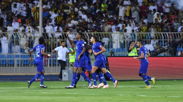 كلاسيكو المملكة| إنجاز جديد لإدواردو في دوري المحترفين.. والهلال يواصل "الصمود الخرافي"