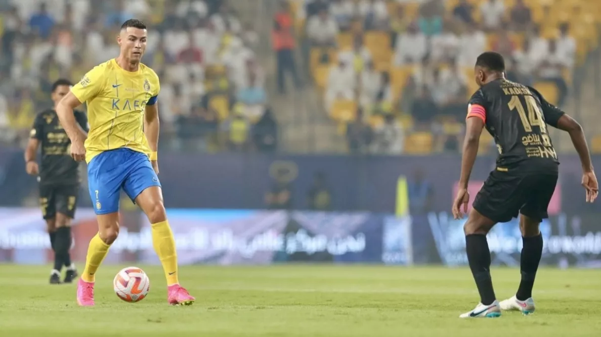 عاجل | التعاون "يساوم" النصر من أجل صفقة تبادلية تزلزل الشارع السعودي 