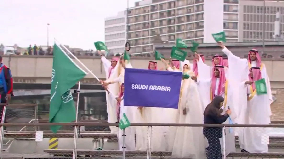 عاجل| بعثة المملكة العربية السعودية تظهر بافتتاح أولمبياد باريس