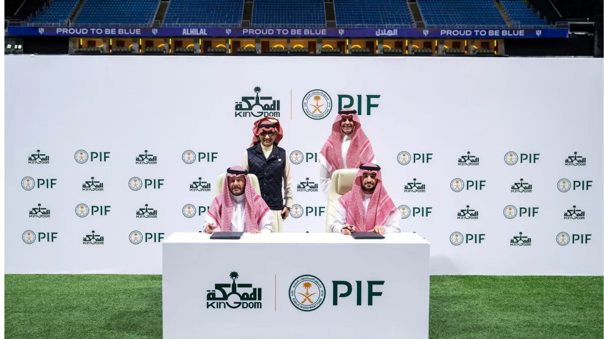 عاجل | الوليد بن طلال يستحوذ رسميا على نادي الهلال 