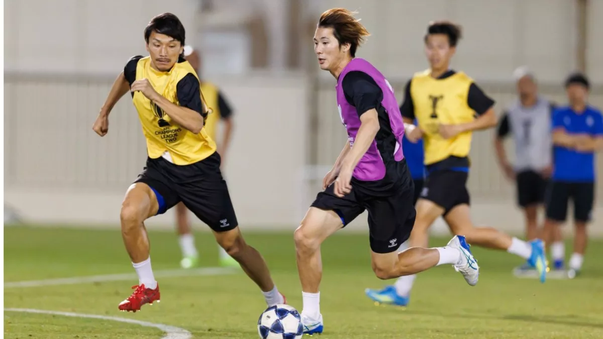 غامبا أوساكا الياباني يشتكي أجواء الرياض قبل النهائي الآسيوي أمام النصر 