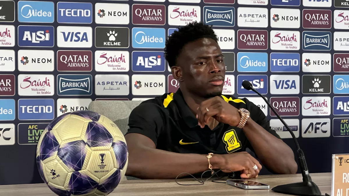 الاتحاد وماتشيدا الياباني في نخبة آسيا .. ماذا قال روجر فيرنانديز؟ 