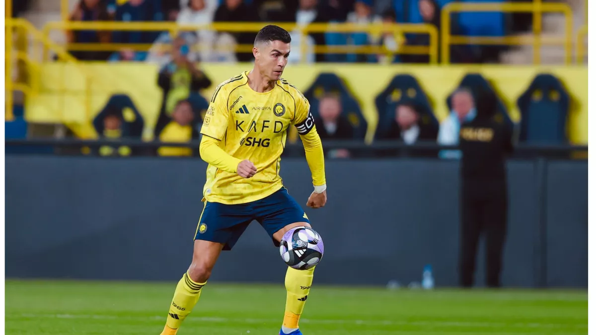 عاجل | أول تعليق من رونالدو بعد خسارة النصر أمام القادسية بدوري روشن 