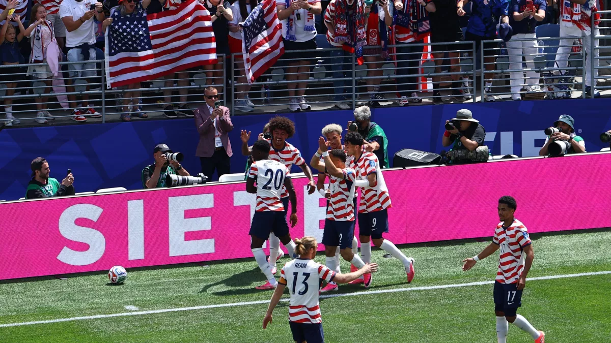 عاجل | أمريكا تحسم الشوط الأول أمام أستراليا بثنائية وتقترب من التأهل في مونديال 2026 
