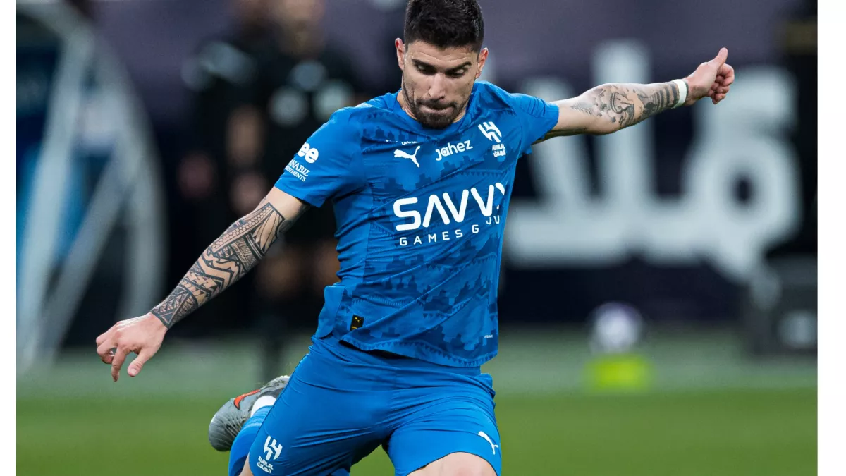 مفاجآة مدوية بشأن مستقبل نيفيز .. التفاصيل الكاملة 