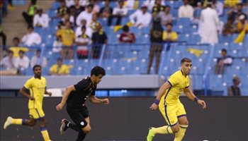 النصر والشباب - عبد الرزاق حمد الله عدد زجاجات المياه تحدد عقوبة جماهير النصر والبلطان مهدد بالإيقاف
