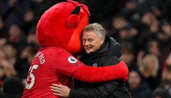 سولشاير سولشاير ينجو من عقوبات قاسية.. مانشستر يونايتد يخرج سليما من موقعة تشيلسي