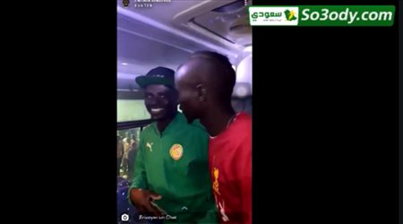 ماني يلتقي شبيهه في السنغال