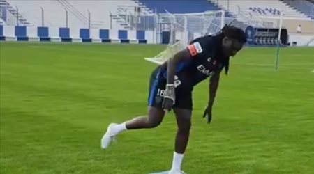 جوميز يتألق في تدريبات الهلال استعدادا للمونديال