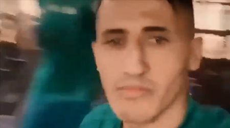 بأغنية باي باي.. نجم منتخب المغرب يرقص فرحا برحيل حمد الله