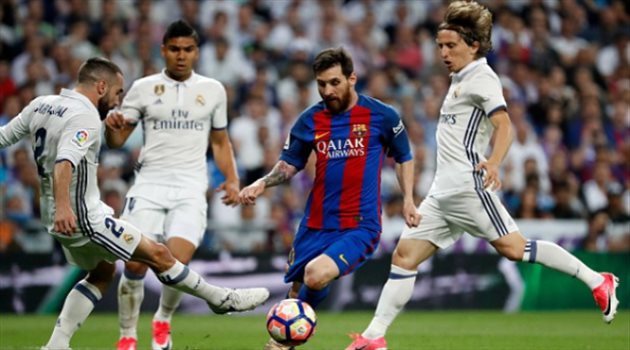 صدمة في برشلونة.. ميسي قد يغيب عن ملاقاة ريال مدريد بسبب الإصابة!