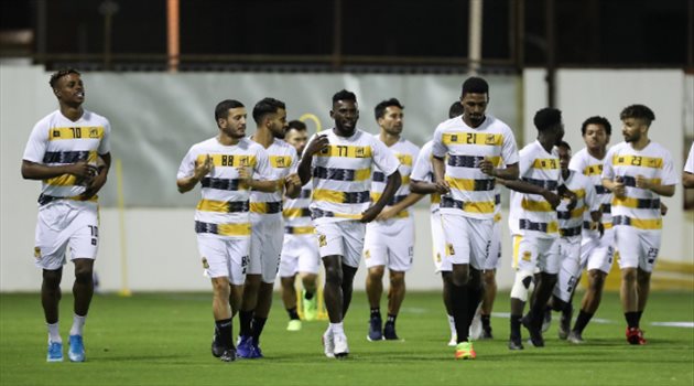 فيديو|  كارثة.. ناقد يفجرها: الاتحاد ممنوع من التعاقدات في الشتوية