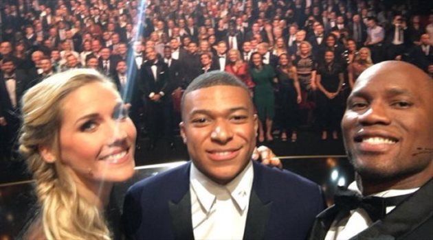 دروجبا يكشف سر طلبه التقاط صورة مع مبابي في حفل الكرة الذهبية