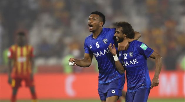 بعد صورة "وجه السعد".. ياسر الشهراني هلالي