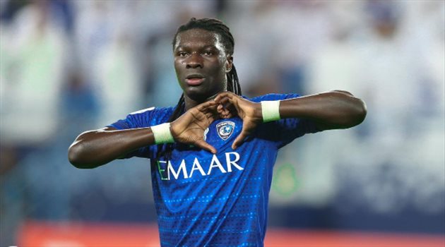 نهائي آسيا| فيديو.. جوميز يشعل حماس لاعبي الهلال بـ"أهزوجة" المدرج الأزرق