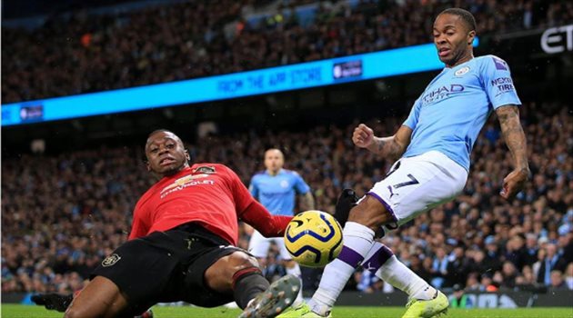 صدق أو لا تصدق.. صخرة مانشستر يونايتد لا يخترق في التدريبات !