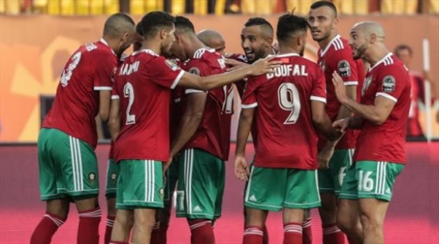 حارس المغرب يقترب من هذا النادي السعودي.. أين يلعب في 2022؟
