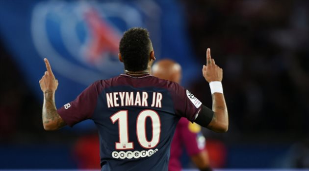 طلبات خرافية من باريس سان جيرمان لإعادة نيمار لبرشلونة