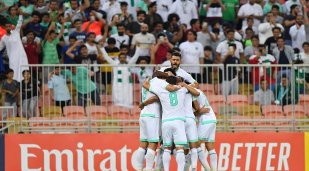 بند يمنع نجم الأهلي السابق من العودة إلى الدوري السعودي
