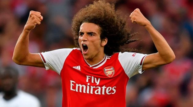 نجم أرسنال الشاب ينال المكافأة على أدائه الكبير ويعوض بوجبا في قائمة فرنسا