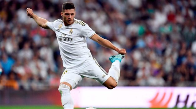 أسطورة صربيا يفتح النار على يوفيتش.. "محظوظ أفسد مسيرته في ريال مدريد"