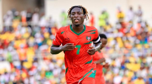 ضمك يعلن تعاقده رسميا مع الغيني "زيزينهو"