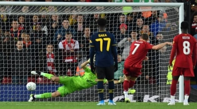 بعد 10 أهداف في 90 دقيقة.. "ركلات الترجيح" تقود ليفربول للإطاحة بارسنال من كأس الرابطة