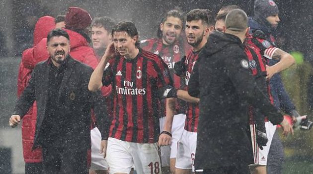 ميلان يجبر قائده على الاعتزال.. مونتوليفو يعلق الحذاء نهائيا