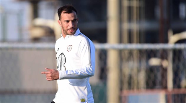 البلطان يواجه تصريحات بلعمري ضد الشباب بـ "عقوبة رادعة"