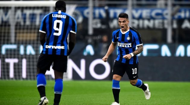 خطوة جديدة| إنتر ميلان يسيطر على نجمه.. ويبعده عن برشلونة