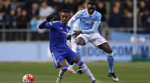 صورة| حسم "قانونية" مشاركة مختار علي مع النصر