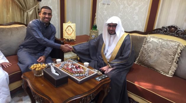 قبل بداية الموسم الجديد.. حمدالله في ضيافة الشيخ صالح المغماسي