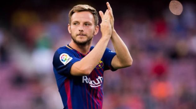 داخل إسبانيا.. راكتيتش يحدد وجهته القادمة بعد برشلونة