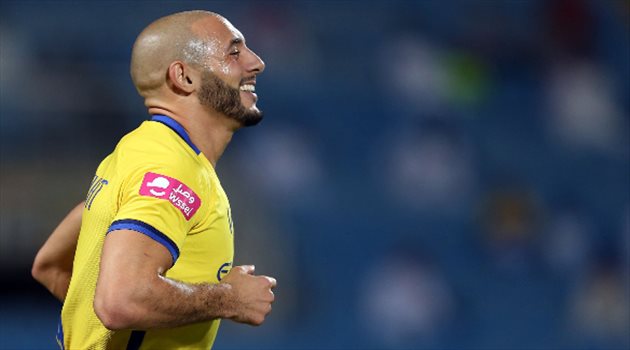 فيديو مثير.. مشجع هلالي يستفز أمرابط "الآسيوية صعبة قوية"