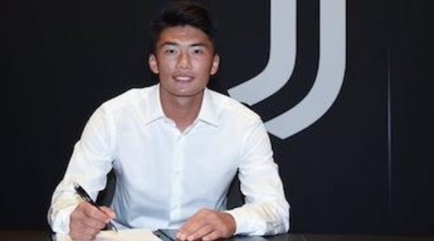رسميا.. يوفنتوس يتعاقد مع موهبة كوريا الشمالية