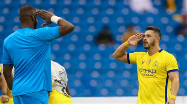 شكوى النصر ضد جوليانو.. قرار جديد من فيفا