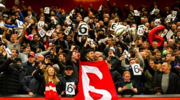 جماهير ليفربول ترد على سخرية مانشستر يونايتد بدوري أبطال أوروبا