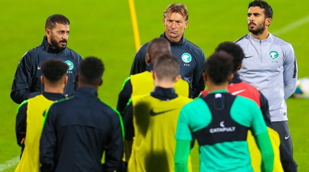 الأخضر يواصل تحضيراته لمواجهة باراجواي الودية