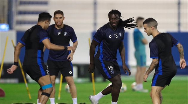 نهائي آسيا| الهلال يواصل استعداداته لأوراوا.. وتأهيل خربين