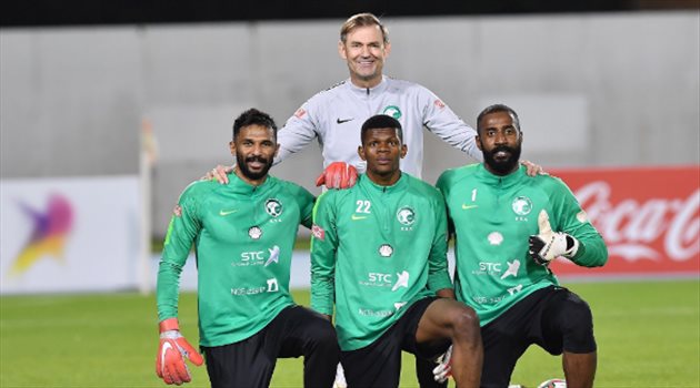 الأهلي يشكو الهلال بشأن الربيعي.. بن مشعل يكشف الحقيقة