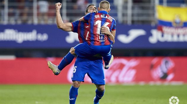 فيديو| "ريمونتادا" إيبار المذهلة تمنع إشبيلية من انتزاع وصافة الليجا