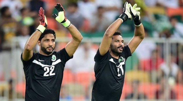 رسالة "غامضة" تثير الجدل بشأن رحيل حارس الأهلي