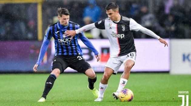 في غياب كريستيانو رونالدو.. هيجواين ينقذ يوفنتوس من كمين أتالانتا في الدوري الإيطالي